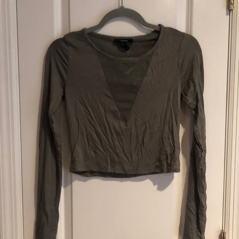 NWT green long sleeve crop top